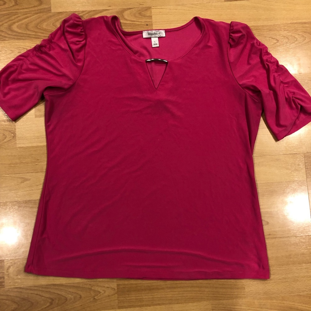 Hot pink top